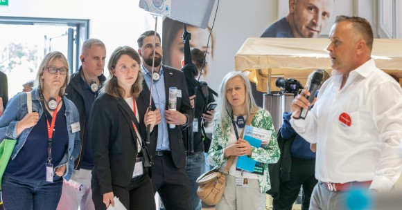 Fokustag Housekeeping auf der CMS Berlin am 26.09.2025 – Der Thementag bietet Fachkräften Networking, Fachwissen, Live-Demonstrationen und einen geführten Messerundgang